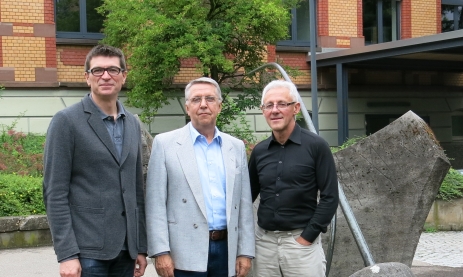 v.l.: Schulleiter Thomas Ettwein, Herbert Veit, Karl-Heinz Suske