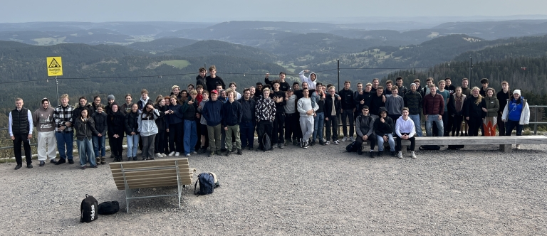 Die drei Eingangsklassen des Technischen Gymnasiums in VS-Schwenningen besuchten eine Woche lang die Höhepunkte des südlichen Schwarzwalds um Menzenschwand.