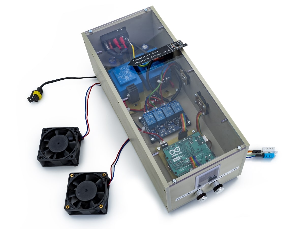 Justin Huhn, Systemelektroniker, Smart Green House